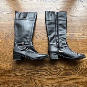 Bandolino black leather boots